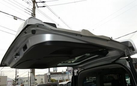 Honda Stepwgn IV, 2017 год, 1 883 000 рублей, 15 фотография