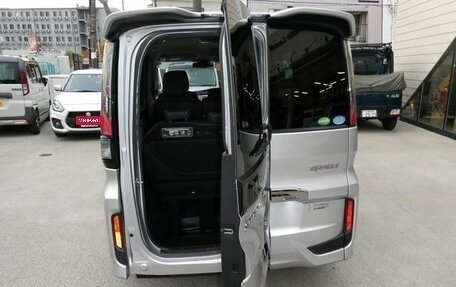 Honda Stepwgn IV, 2017 год, 1 883 000 рублей, 14 фотография