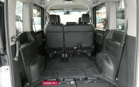 Honda Stepwgn IV, 2017 год, 1 883 000 рублей, 17 фотография