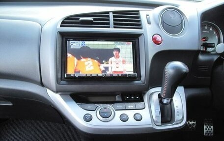 Honda Stream II, 2012 год, 1 020 000 рублей, 9 фотография