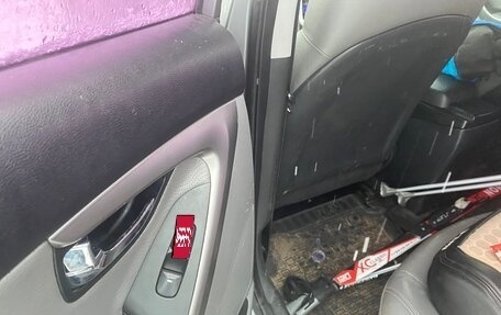 Hyundai Avante, 2011 год, 900 000 рублей, 7 фотография