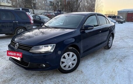 Volkswagen Jetta VI, 2012 год, 1 500 000 рублей, 2 фотография