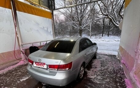 Hyundai Sonata VI, 2006 год, 500 000 рублей, 3 фотография