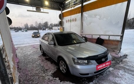 Hyundai Sonata VI, 2006 год, 500 000 рублей, 4 фотография