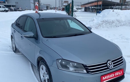 Volkswagen Passat B7, 2013 год, 1 350 000 рублей, 2 фотография