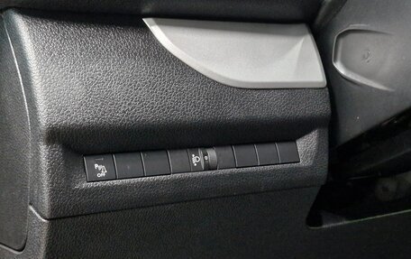 Peugeot Traveller I, 2018 год, 2 795 000 рублей, 3 фотография