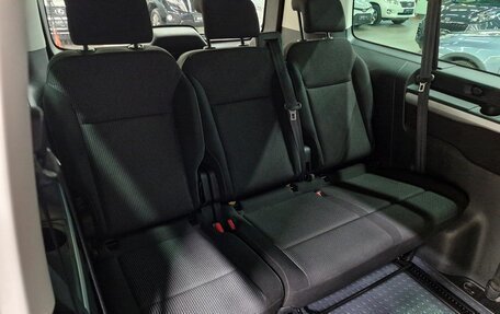 Peugeot Traveller I, 2018 год, 2 795 000 рублей, 17 фотография