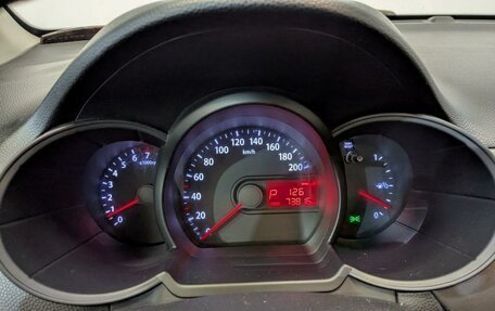 KIA Picanto II, 2011 год, 900 000 рублей, 12 фотография