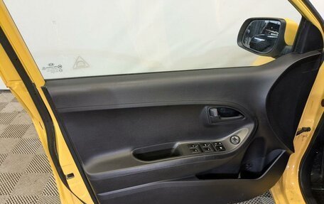 KIA Picanto II, 2011 год, 900 000 рублей, 17 фотография