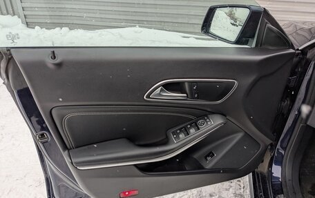 Mercedes-Benz CLA, 2018 год, 1 950 000 рублей, 11 фотография