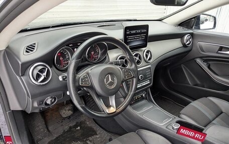 Mercedes-Benz CLA, 2018 год, 1 950 000 рублей, 10 фотография