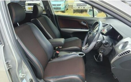 Honda Stream II, 2012 год, 1 000 000 рублей, 8 фотография