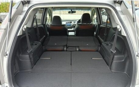 Honda Stream II, 2012 год, 1 000 000 рублей, 13 фотография