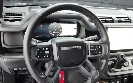 Land Rover Defender II, 2024 год, 11 725 000 рублей, 5 фотография