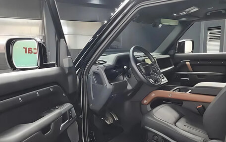 Land Rover Defender II, 2024 год, 11 725 000 рублей, 3 фотография