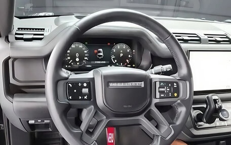 Land Rover Defender II, 2024 год, 11 725 000 рублей, 5 фотография