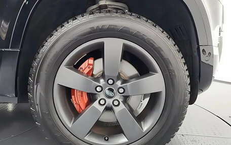 Land Rover Defender II, 2024 год, 11 725 000 рублей, 16 фотография