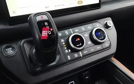 Land Rover Defender II, 2024 год, 11 725 000 рублей, 8 фотография