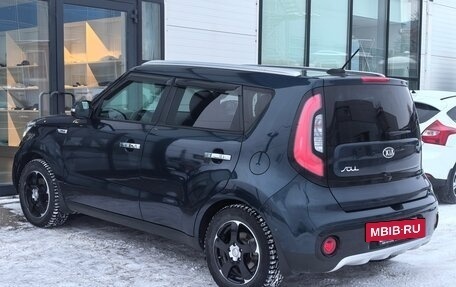 KIA Soul II рестайлинг, 2018 год, 1 695 000 рублей, 11 фотография