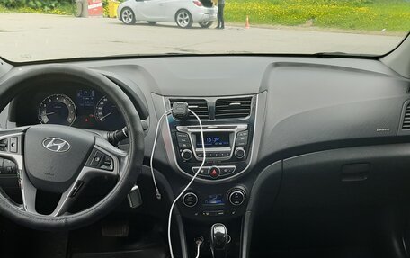 Hyundai Solaris II рестайлинг, 2014 год, 585 000 рублей, 5 фотография