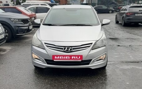 Hyundai Solaris II рестайлинг, 2014 год, 585 000 рублей, 3 фотография