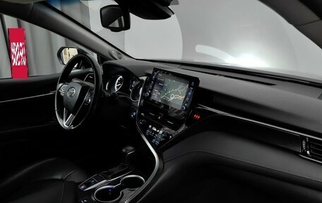 Toyota Camry, 2021 год, 3 059 000 рублей, 12 фотография