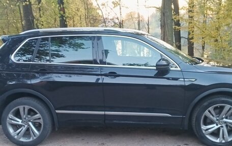 Volkswagen Tiguan II, 2021 год, 4 500 000 рублей, 8 фотография