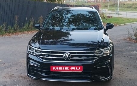 Volkswagen Tiguan II, 2021 год, 4 500 000 рублей, 10 фотография