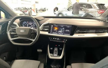 Audi e-tron I, 2023 год, 6 638 000 рублей, 10 фотография