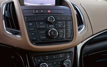 Opel Zafira C рестайлинг, 2013 год, 1 155 000 рублей, 15 фотография