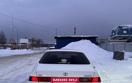Toyota Camry, 1998 год, 550 000 рублей, 5 фотография