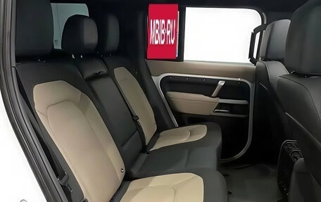 Land Rover Defender II, 2023 год, 7 575 000 рублей, 13 фотография