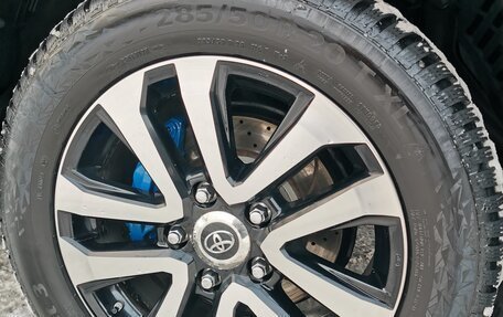 Toyota Land Cruiser 200, 2018 год, 7 100 000 рублей, 10 фотография