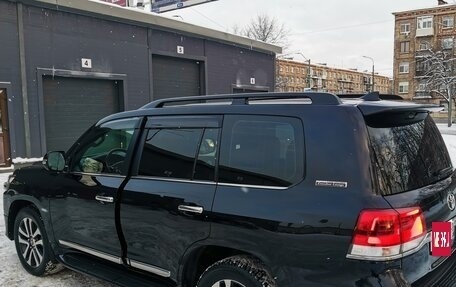 Toyota Land Cruiser 200, 2018 год, 7 100 000 рублей, 9 фотография