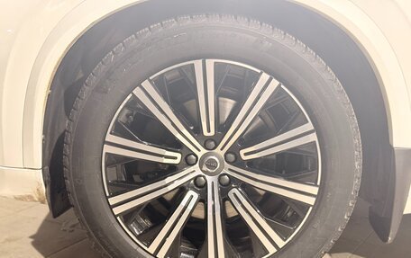 Volvo XC90 II рестайлинг, 2019 год, 6 000 000 рублей, 8 фотография