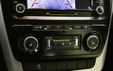 Skoda Yeti I рестайлинг, 2014 год, 1 199 000 рублей, 18 фотография