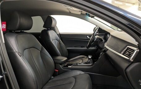 KIA Optima IV, 2019 год, 2 330 000 рублей, 24 фотография