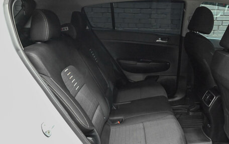 KIA Sportage IV рестайлинг, 2017 год, 2 200 000 рублей, 11 фотография