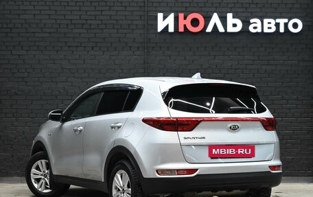 KIA Sportage IV рестайлинг, 2017 год, 2 200 000 рублей, 4 фотография