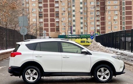 Toyota RAV4, 2014 год, 1 550 000 рублей, 5 фотография