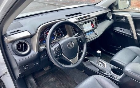 Toyota RAV4, 2014 год, 1 550 000 рублей, 9 фотография