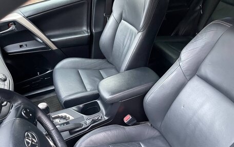 Toyota RAV4, 2014 год, 1 550 000 рублей, 11 фотография