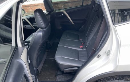 Toyota RAV4, 2014 год, 1 550 000 рублей, 32 фотография