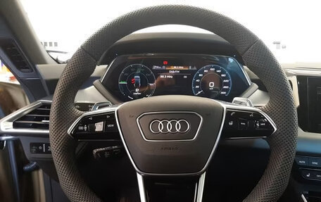 Audi e-tron GT, 2025 год, 13 992 000 рублей, 10 фотография