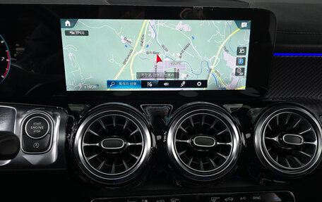 Mercedes-Benz GLB, 2023 год, 3 200 000 рублей, 12 фотография