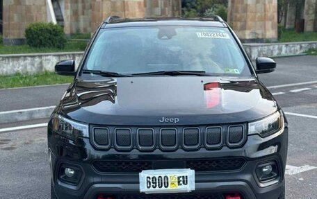 Jeep Compass II, 2022 год, 2 000 000 рублей, 4 фотография