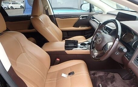 Lexus RX IV рестайлинг, 2018 год, 4 500 000 рублей, 7 фотография