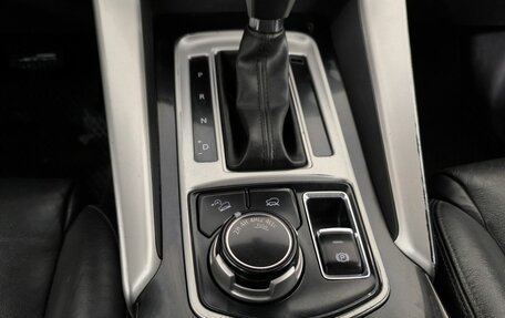 Mitsubishi Pajero Sport III рестайлинг, 2017 год, 2 476 000 рублей, 9 фотография