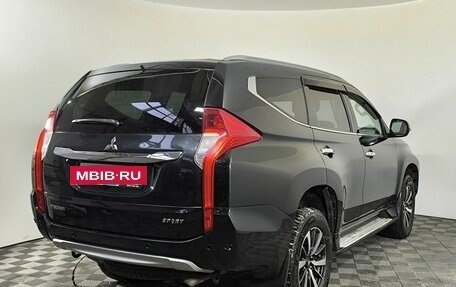 Mitsubishi Pajero Sport III рестайлинг, 2017 год, 2 476 000 рублей, 4 фотография