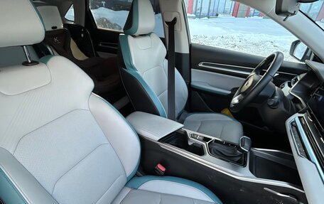 Geely Emgrand, 2023 год, 1 950 000 рублей, 8 фотография